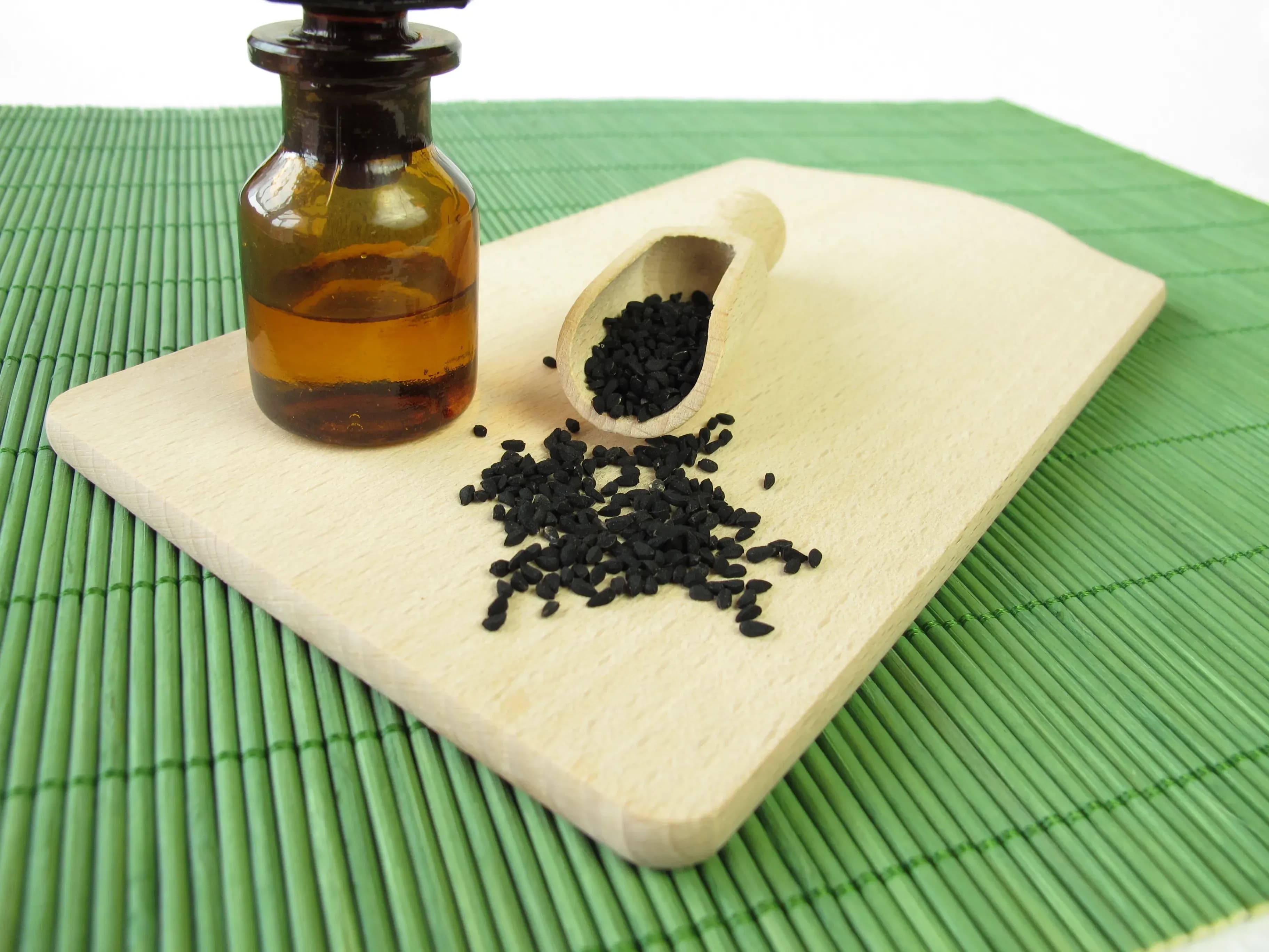 Worauf du beim Kauf von kaltgepresstem Schwarzkümmelöl aus Österreich achten solltest